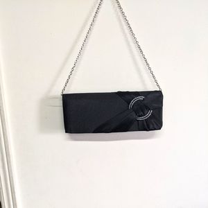 NWOT Black purse with silver chain
